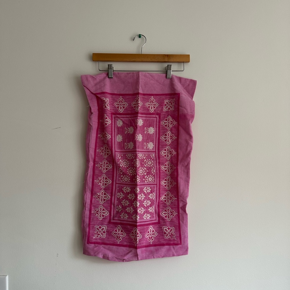 Pink Floral Patterned pillowcases (2)